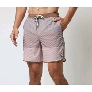 VUORI Mens Cruise Board Shorts 28 Striped Unlined Stretch‎ Beach HYBRID